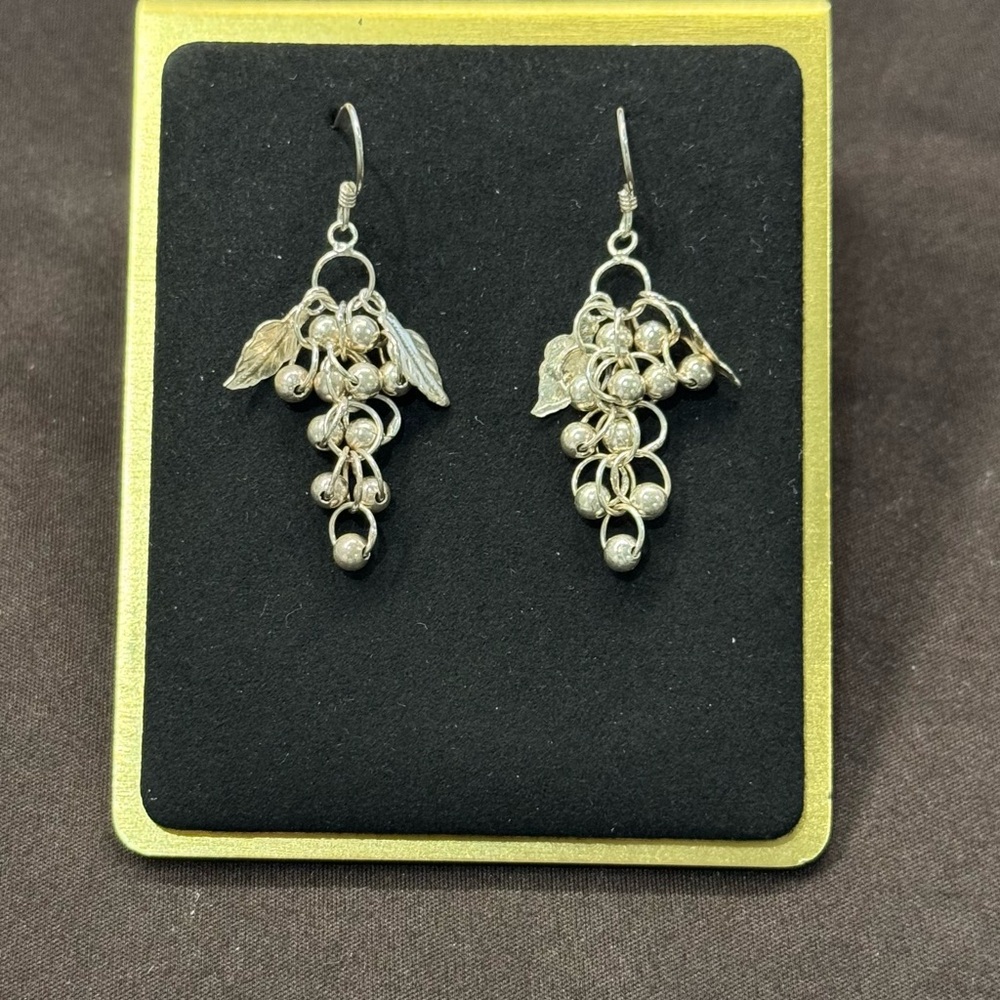 Silver grape cluster dangle earrings